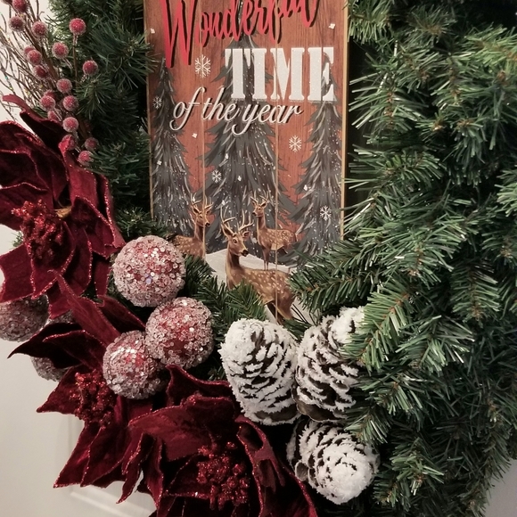 Christmas Wreath - Picture 3 of 3